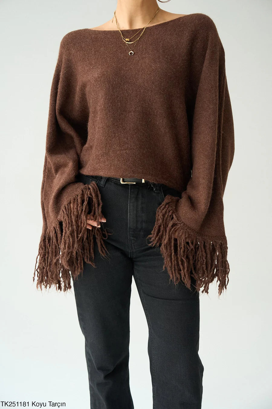 Fringe sleeve knit jumper